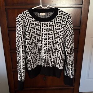 Chic Black and White Geometric Women's Sweater